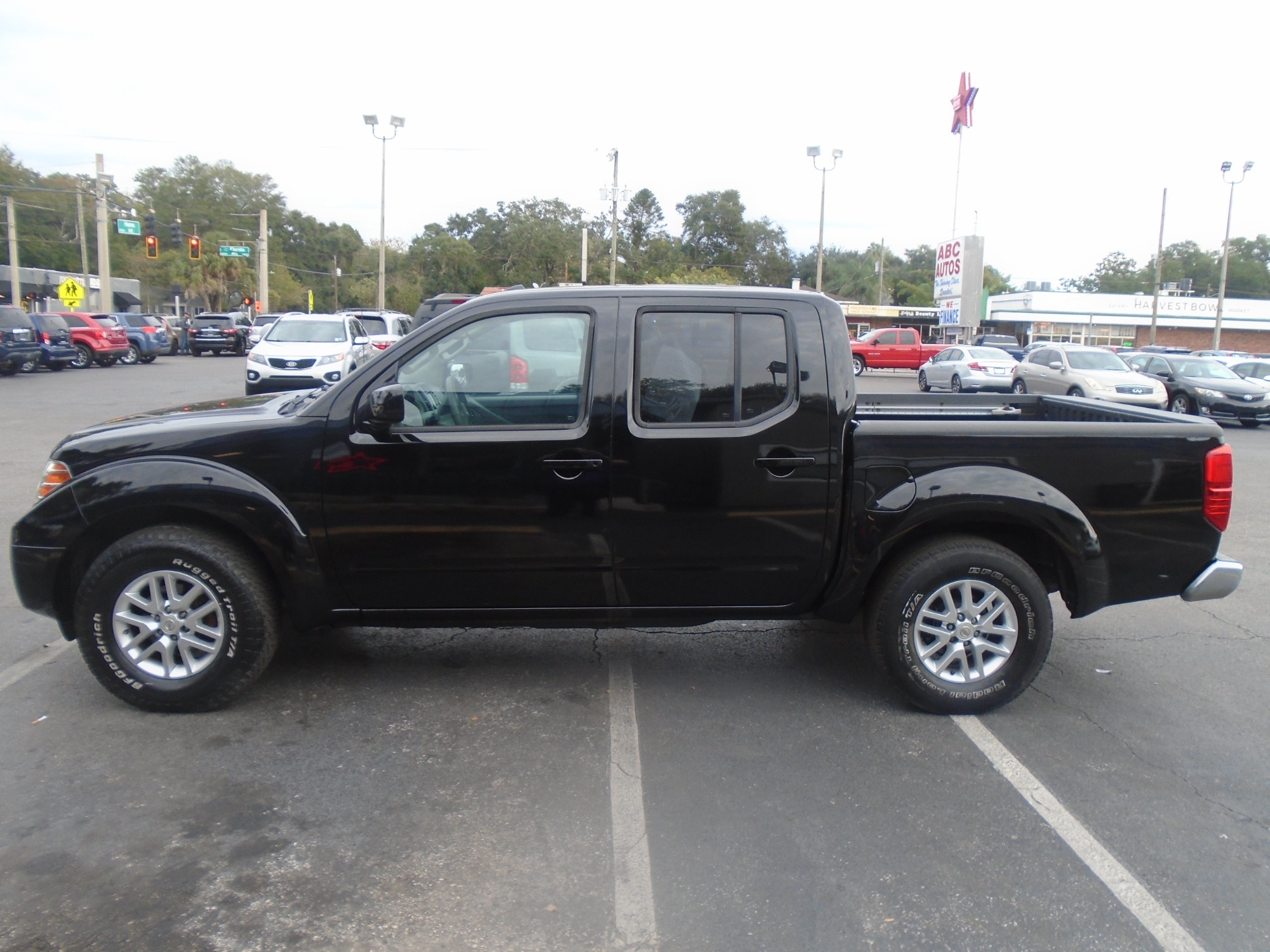 photo of 2014 Nissan Frontier S Crew Cab 5AT 2WD